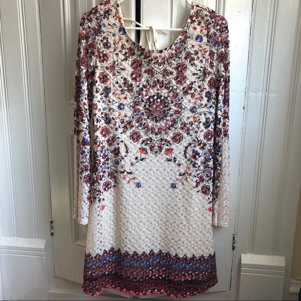 Bell sleeve dress